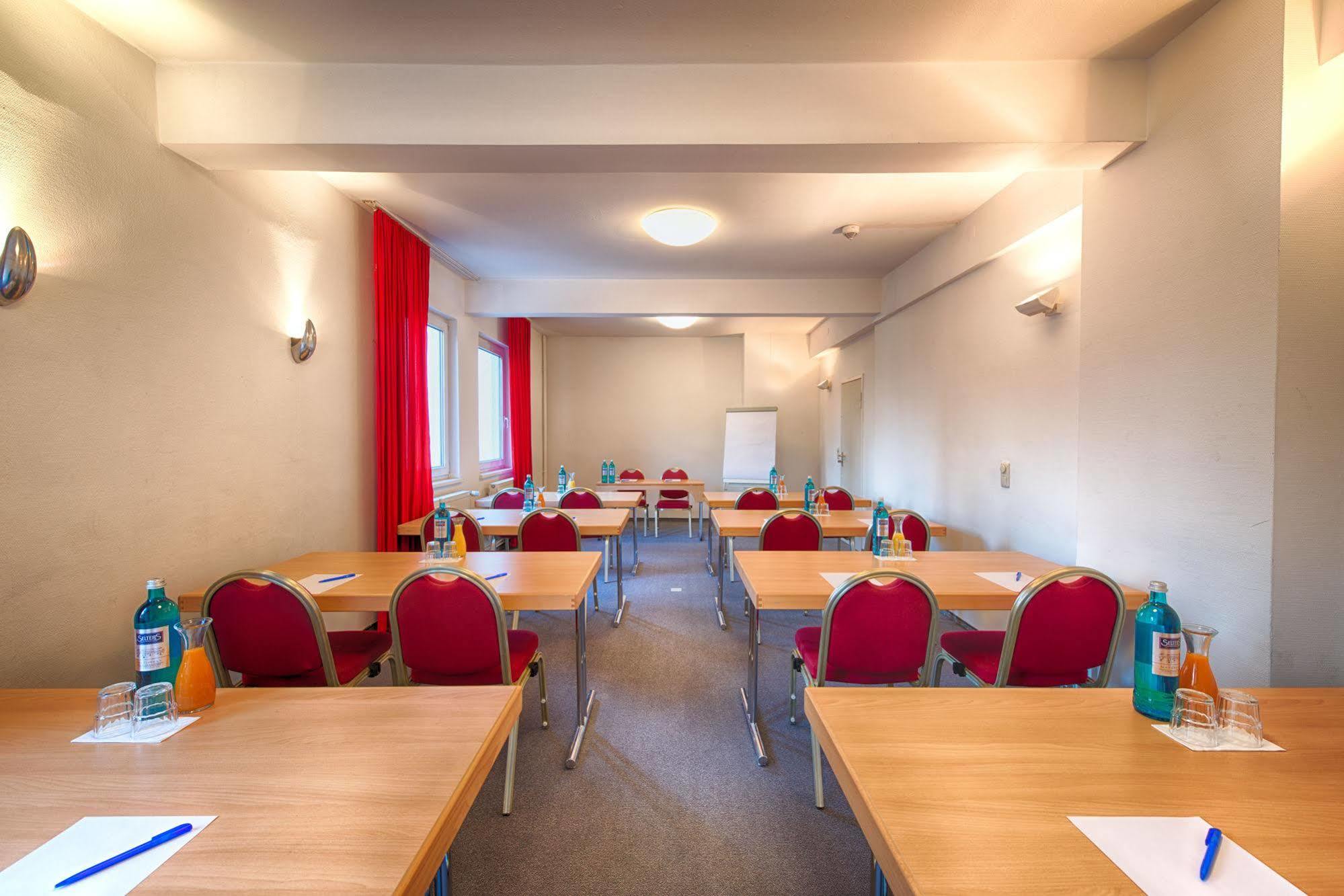 Enjoy Hostel Berlin City West Ngoại thất bức ảnh